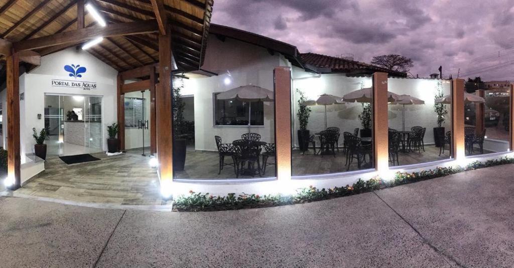 Hotel Portal Das Aguas Jaguariúna Exteriör bild